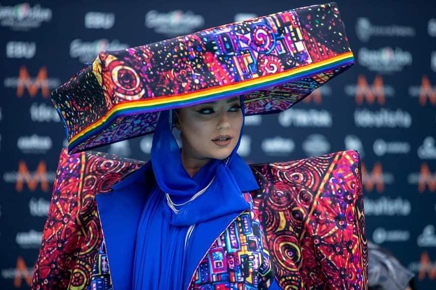 Ronela Hajati befason me veshjen në ceremoninë hapëse të Eurovizionit!